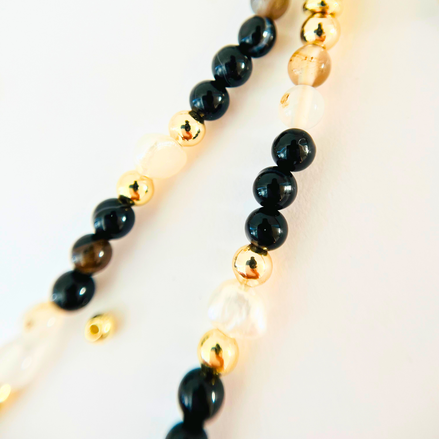 Black & Montana Agate Natural Gemstone Necklace | Gold Plated Heart & Nugget Pearls Gemstone Necklace