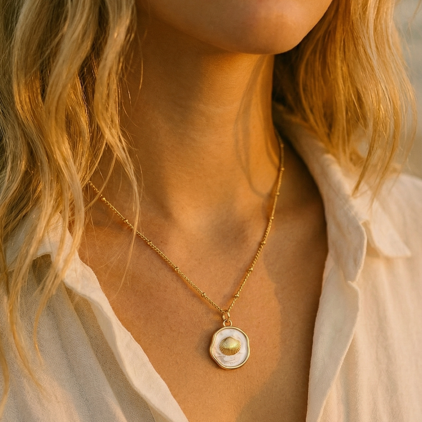 Ocean Charm Cockles Shell Enamel Pendant Necklace - Gold Plated Layering Jewellery