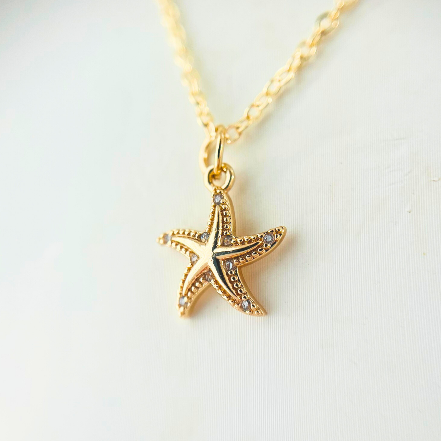 Starfish Pendant Necklace - Gold Plated Beach Jewellery