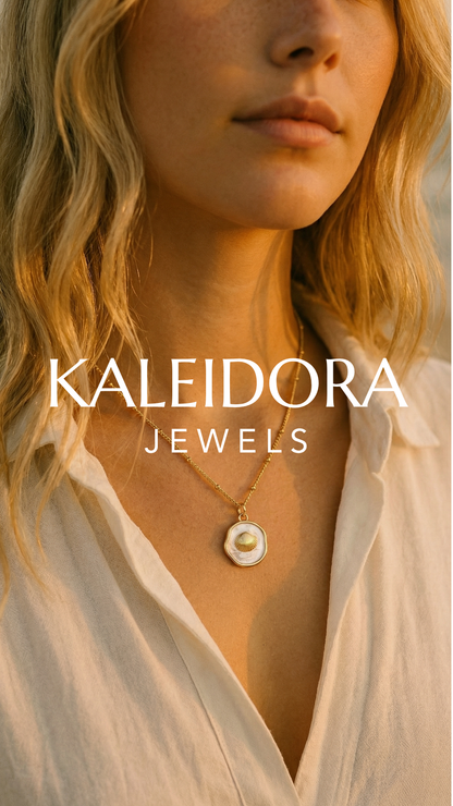Ocean Charm Cockles Shell Enamel Pendant Necklace - Gold Plated Layering Jewellery